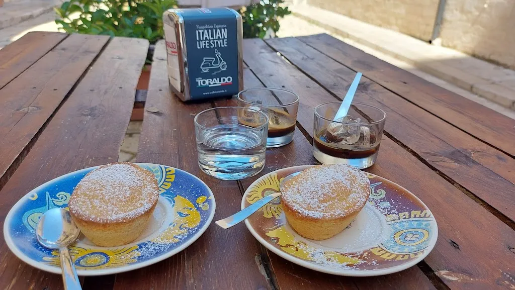 Iwona Kalinowska_Cafè Cafe | Ruvo Di Puglia_Ruvo di Puglia_recensione