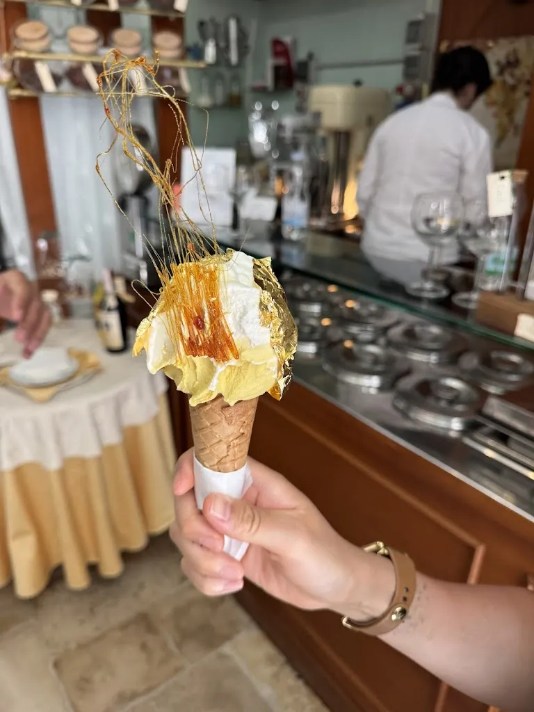 Andrew Wang_Mokambo Artisan Ice Cream Shop_Ruvo di Puglia_review