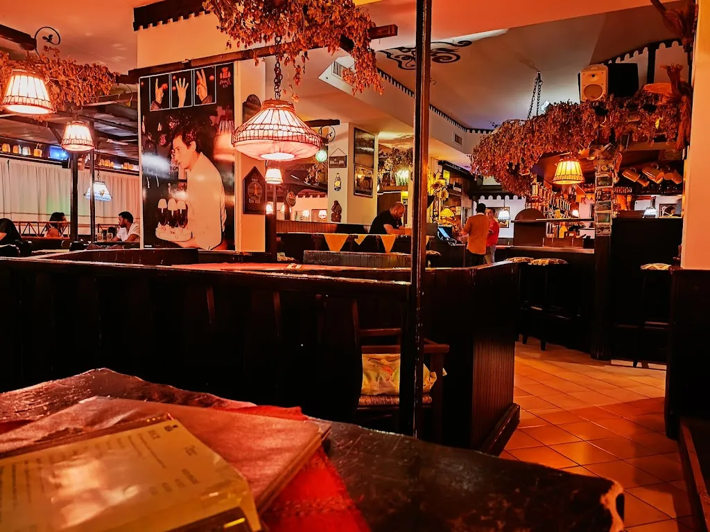 Birreria Edelweiss restaurant in Alba Adriatica