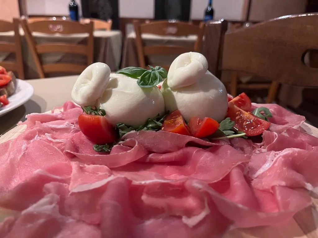 Da Peppe Trattoria Pizzeria_San Giovanni Rotondo_slider_image_2