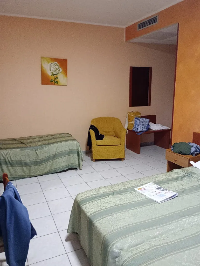 Hotel Leon Ristorante Al Cavallino Rosso_San Giovanni Rotondo_slider_image_3