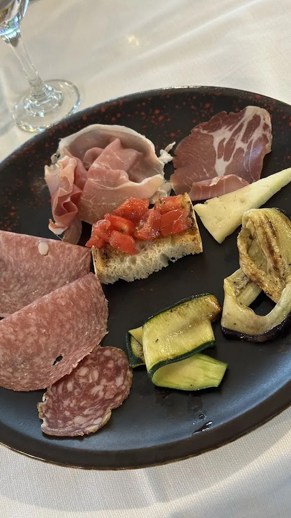 Aila Agana_Lo Chalet_San Giovanni Rotondo_review