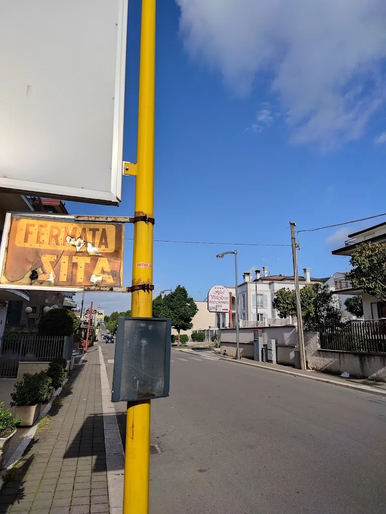 Arjale Delfinado_Hotel Valle Rossa_San Giovanni Rotondo_review