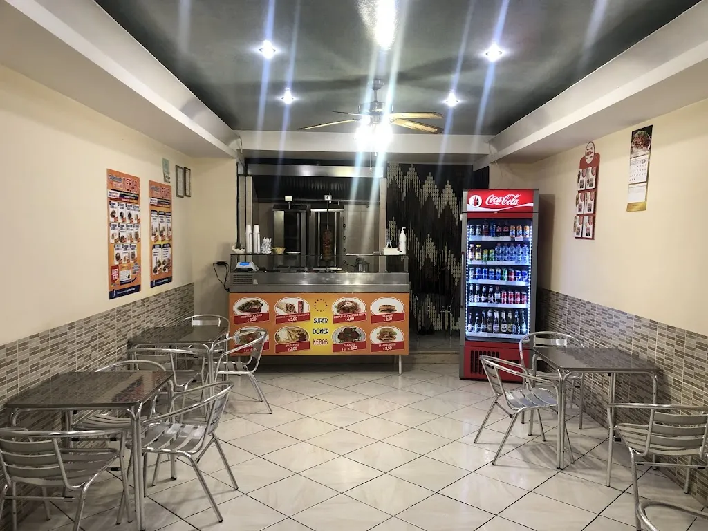 Super doner KEBAB restaurant in Cepagatti
