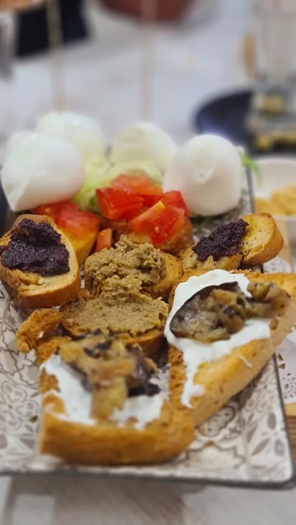 Libera Fonte Dell'Atti_Perù_San Pietro Vernotico_recensione