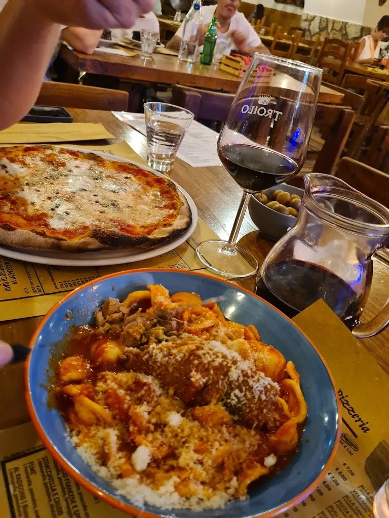 D Fearnley_Pizzeria - Trattoria Il Nascondiglio_Sannicandro di Bari_review