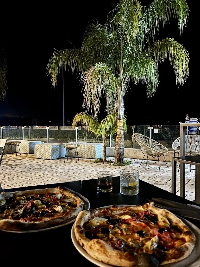 Mélanie L_Momento Pizzeria_Sannicandro di Bari_recensione