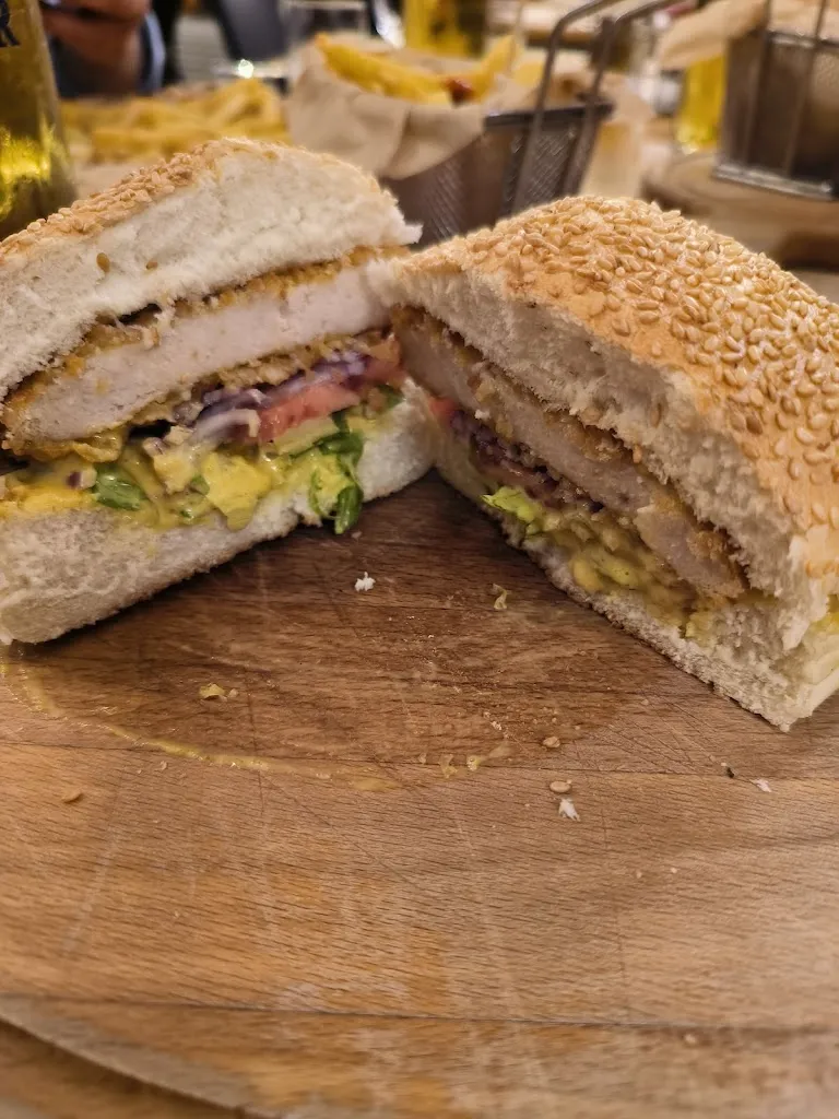 Vinss_THE LAIR OF HOPS_San Vito dei Normanni_review