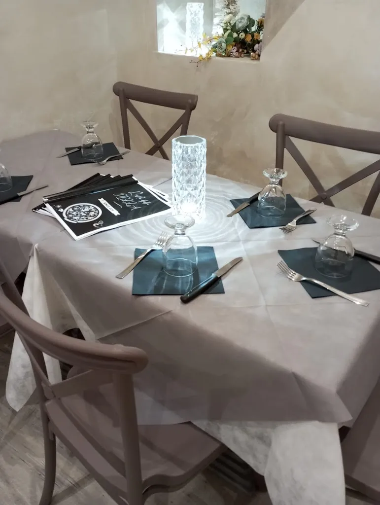 L'Arte Della Pizza restaurant in San Vito dei Normanni