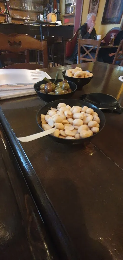 Petra K_Cheers Pub_San Vito dei Normanni_review