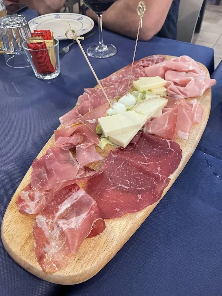 Nicolas Bodocco_ELLE PIZZERIA BIRRERIA_San Vito dei Normanni_review