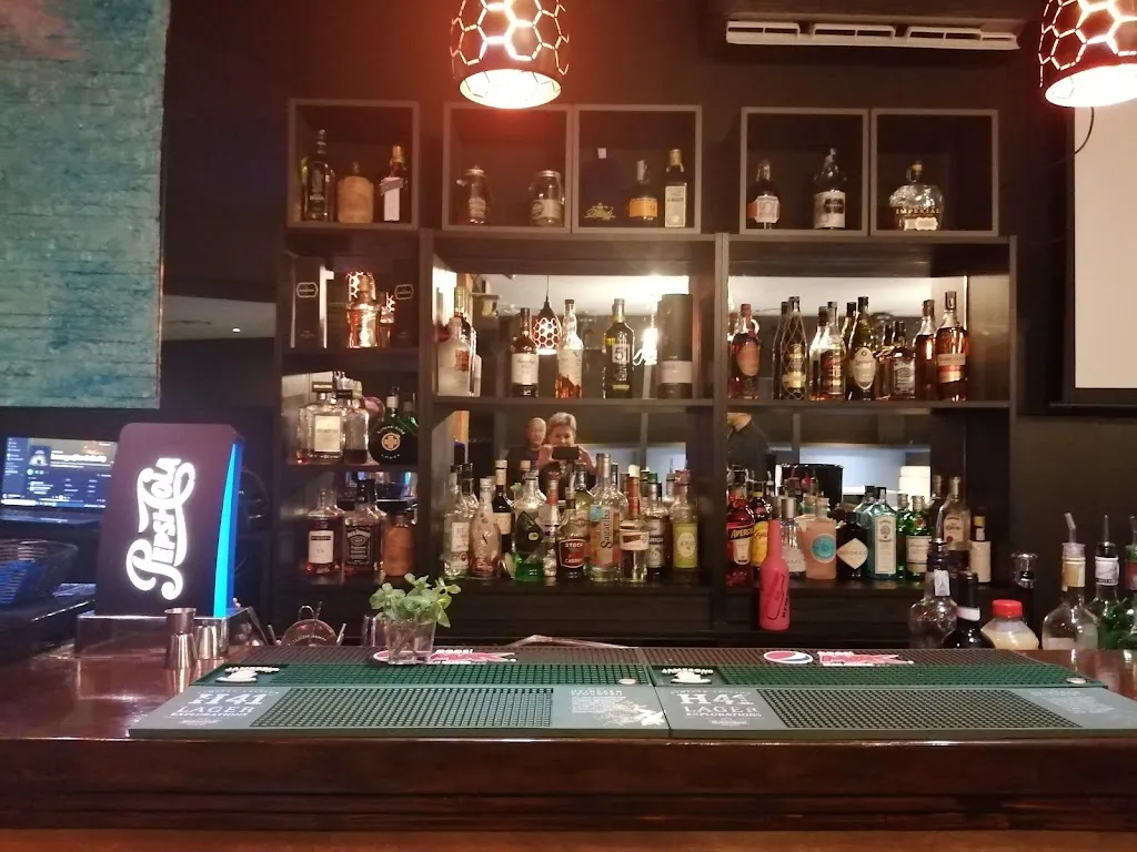 GOOD BOY restaurant in Cepagatti