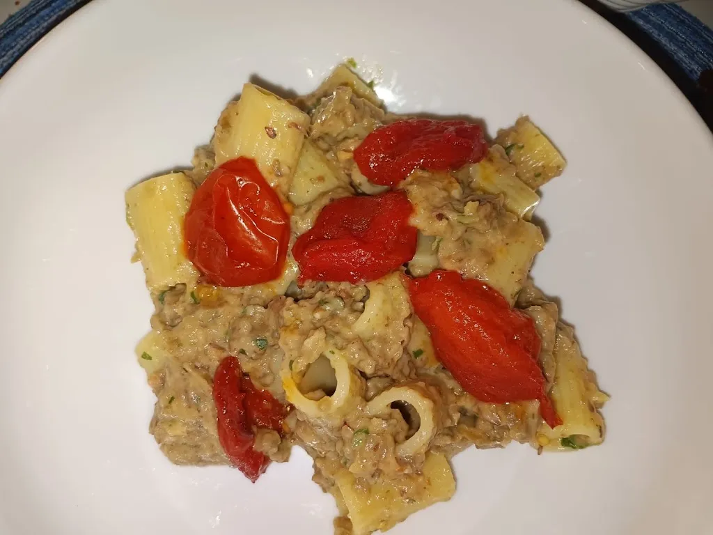 Nicolangelo Diomede_IN TENUTA (accoglienza e cucina) by Tenuta Espada_Sannicola_review