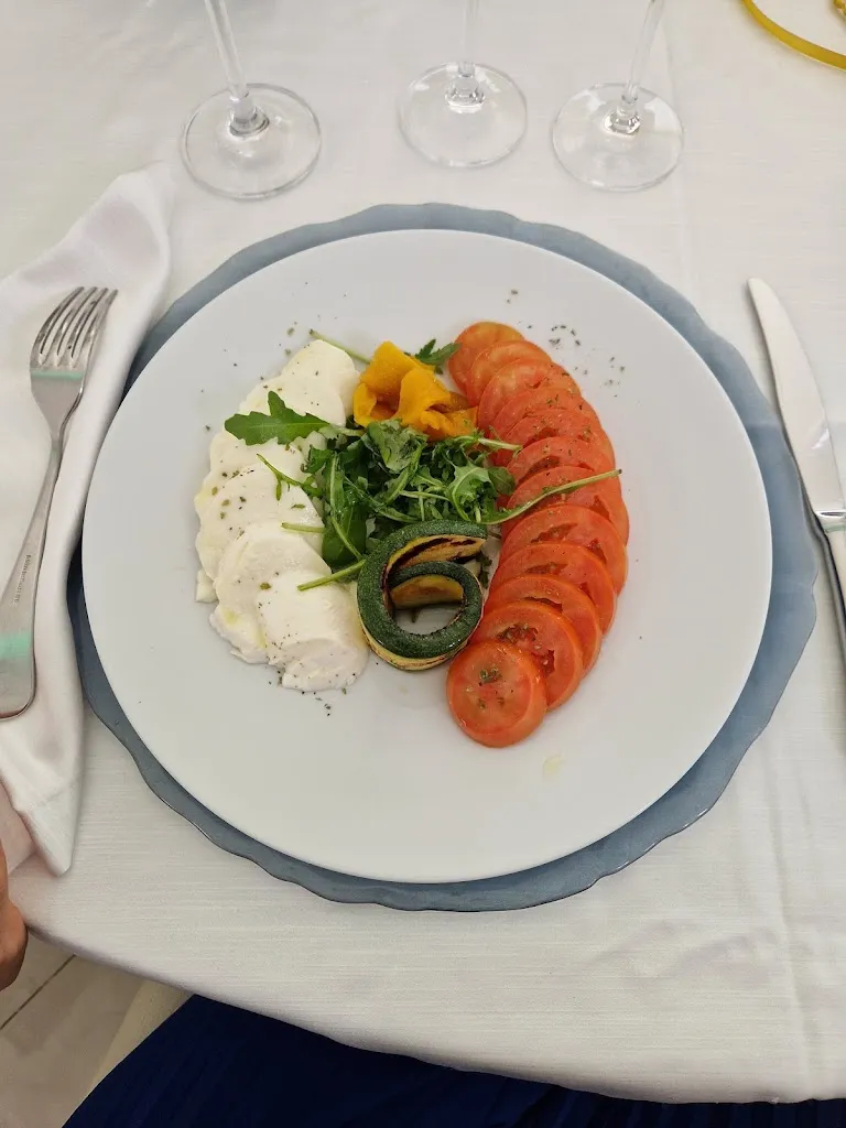 Sara Tenace_Pietra Scritta Ricevimenti_Sannicandro Garganico_review