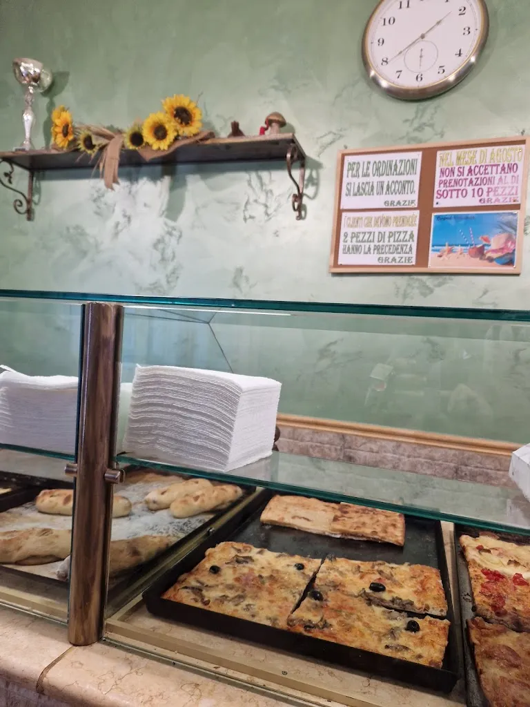 Pizzeria La Casareccia restaurant in Sannicandro Garganico