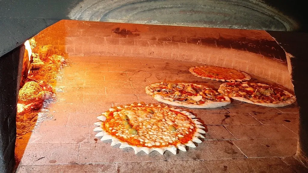 Pizzeria Vigna Curte di Pellegrino Barbara_Scorrano_slider_image_2