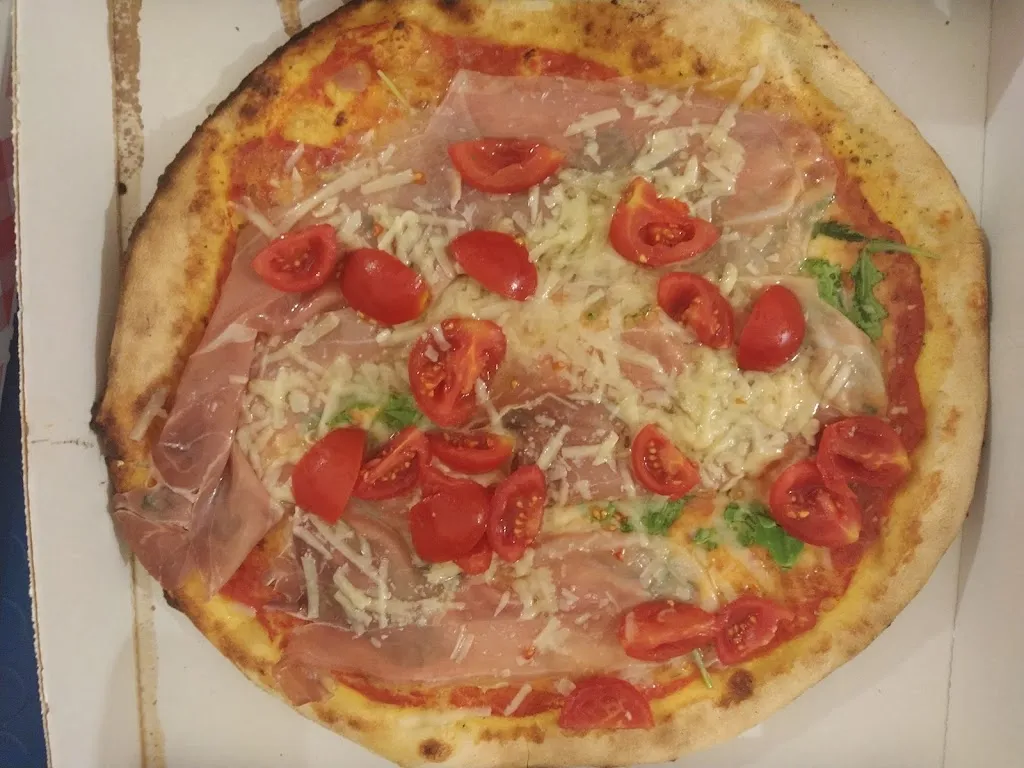 Elisea Pia Costa_PizzArt di Ivan Greco Forno A Legna_Seclì_review