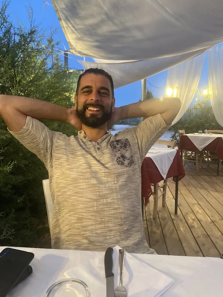 Alessio Di cioccio_Lo Sfizio di Gennaro_Cerratina_review