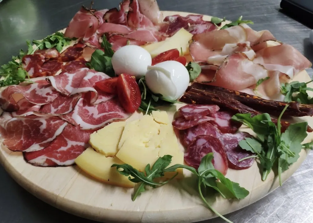 Pizzeria Pummarella_San Severo_slider_image_2