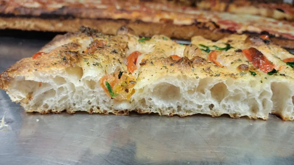 Pizzeria Pummarella_San Severo_slider_image_3