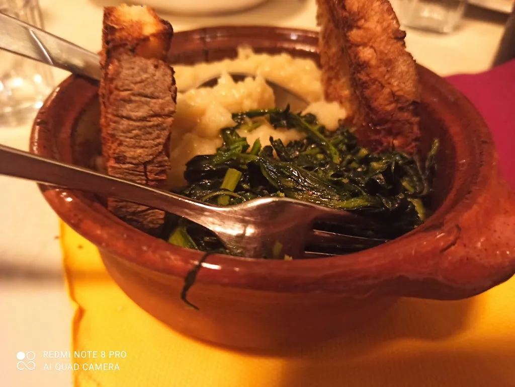 Carmen Mancarella_Pizzeria Mediterraneo / Hemingway Cafè_San Severo_review