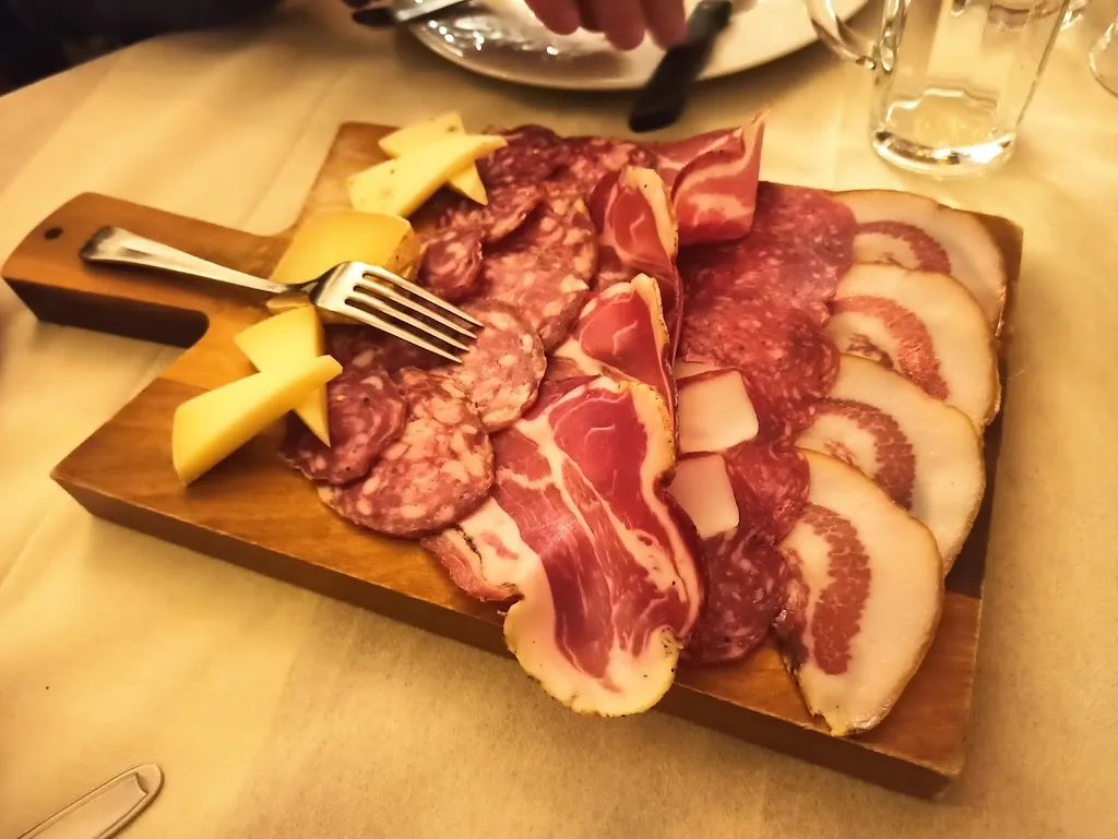 Andrea Carmine Mariani_Pizzeria Mediterraneo / Hemingway Cafè_San Severo_review