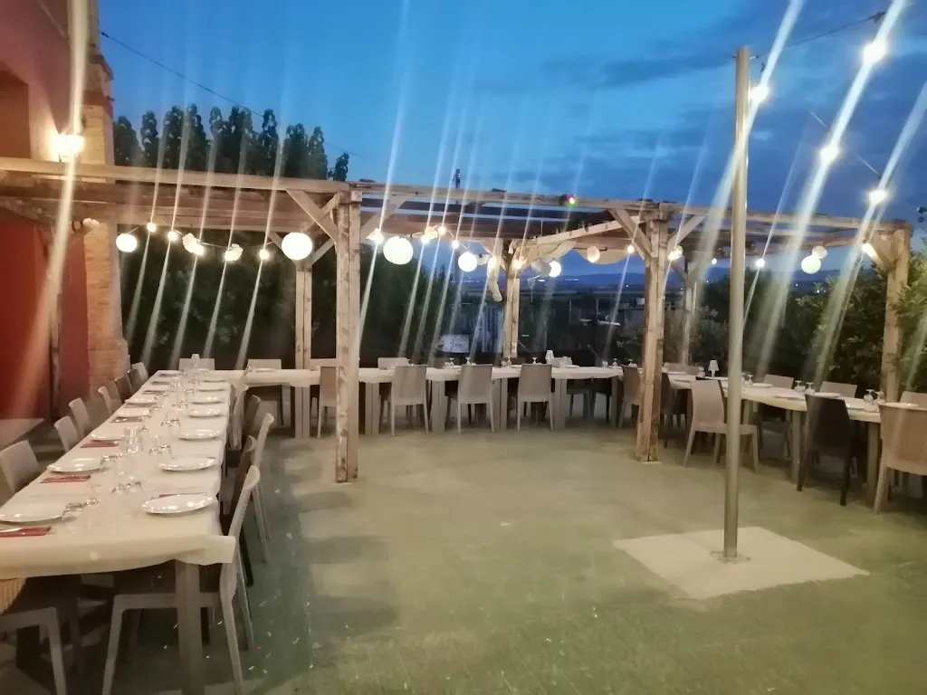 Tenuta Santa Giusta restaurant in San Severo