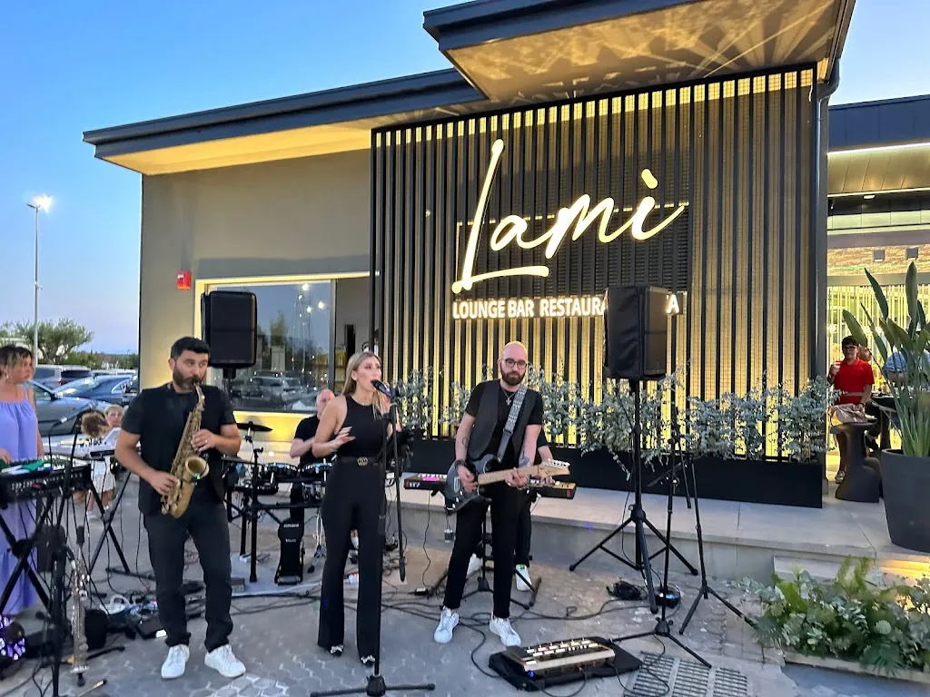 LAMI RESTAURANT PIZZA- LA TORRE PETROLI & PADEL restaurant in San Severo