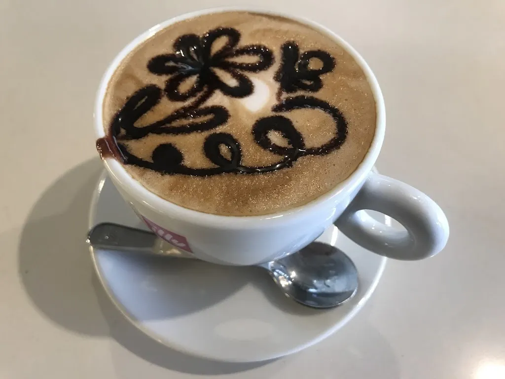 Maria Pia Maghernino_Caffetteria Del Corso - Wine Bar Restaurant Bistrot_San Severo_review