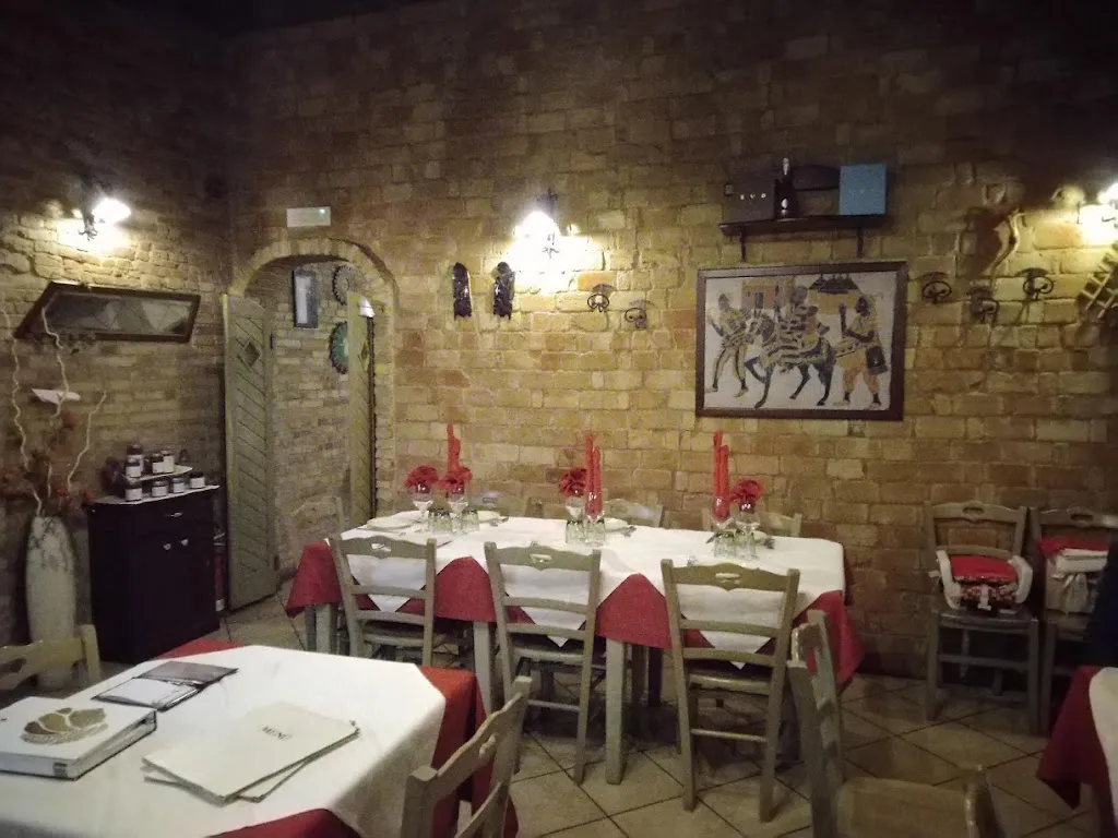 Il Borgo Di Petti Aldo Fortunato & C. S.A.S. restaurant in Serracapriola
