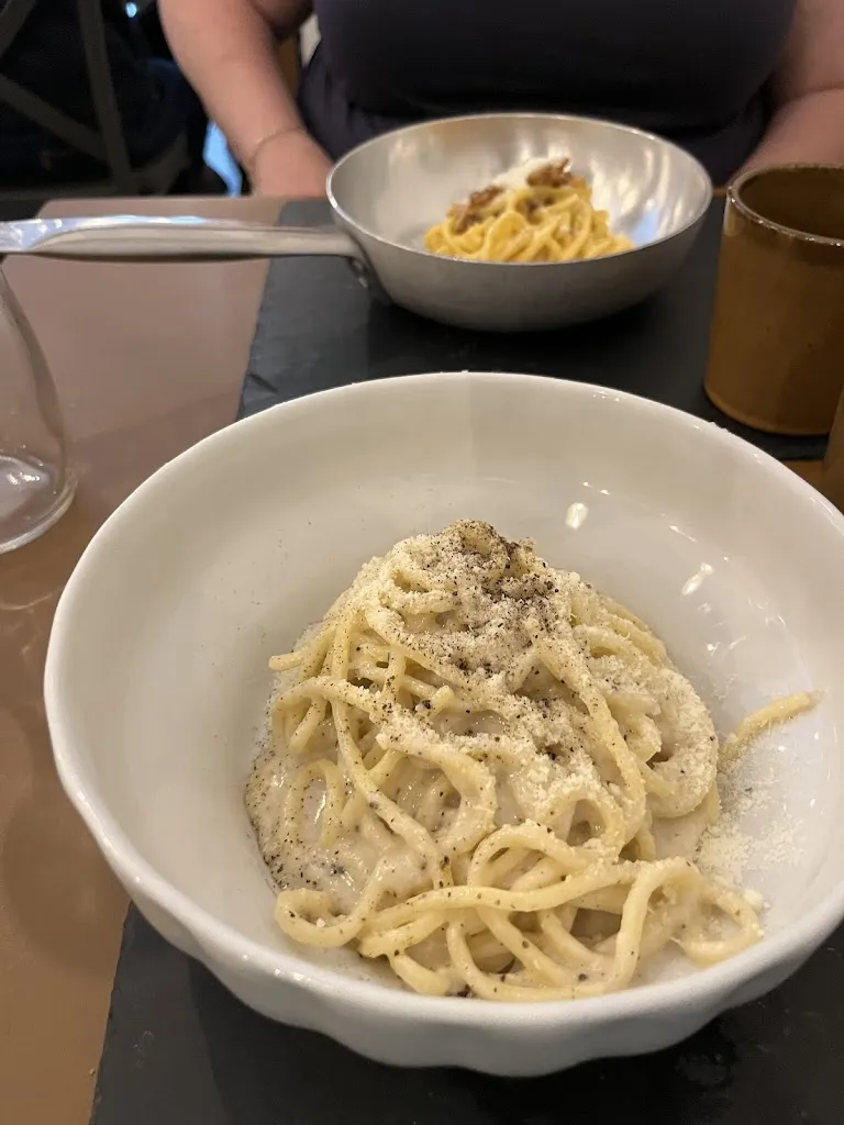 Larry Paletta RE/MAX Escarpment Homes For Sale_Osteria Cibus da Marineddrha_Soleto_reseña