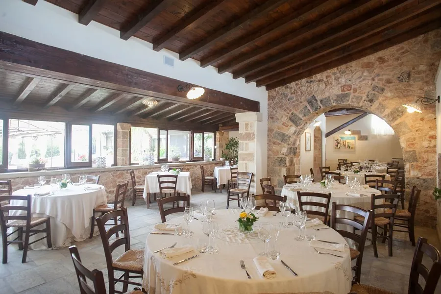 Tenuta San Leonardo kasu restaurant in Specchia