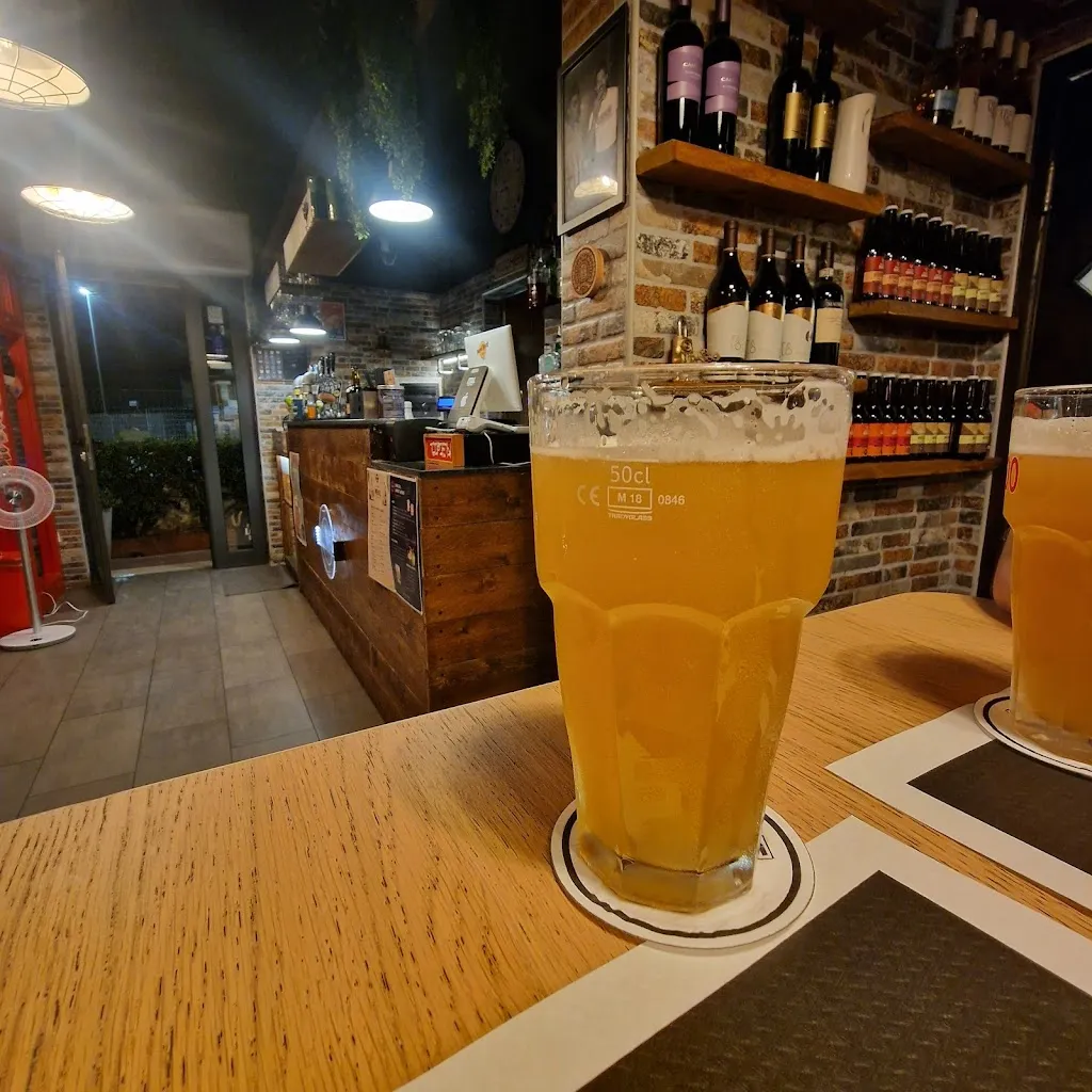 Giovanni Pugliese_Underground Pub Birreria_Statte_review