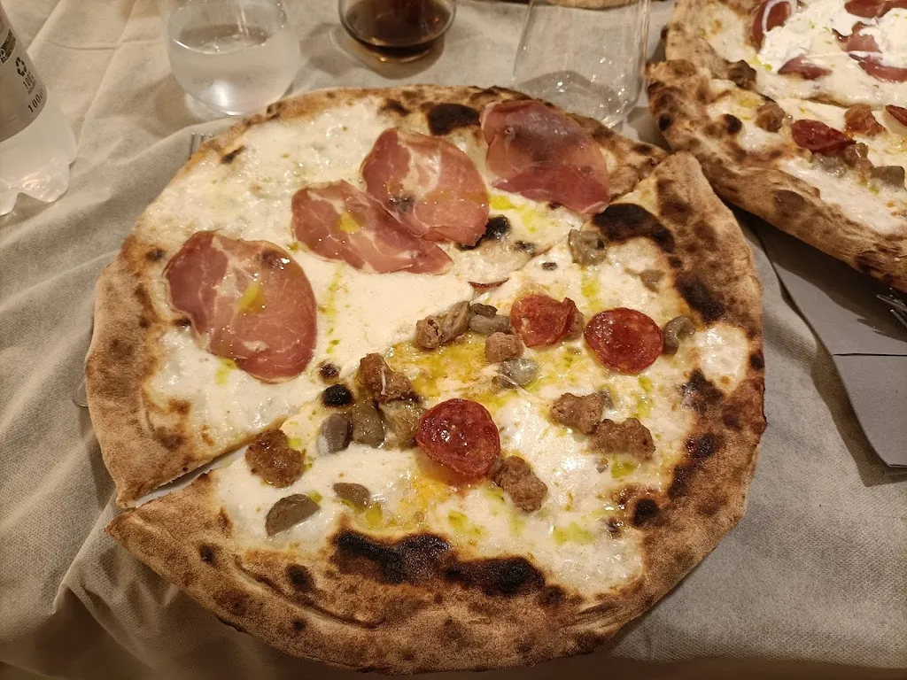 Peperoncino rosso trattoria_Statte_slider_image_3