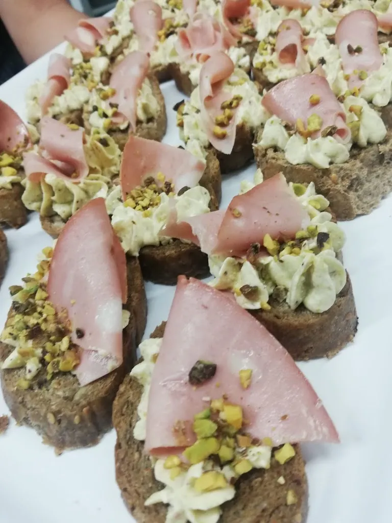 Carmelo Manigrasso_Take Away_Statte_review