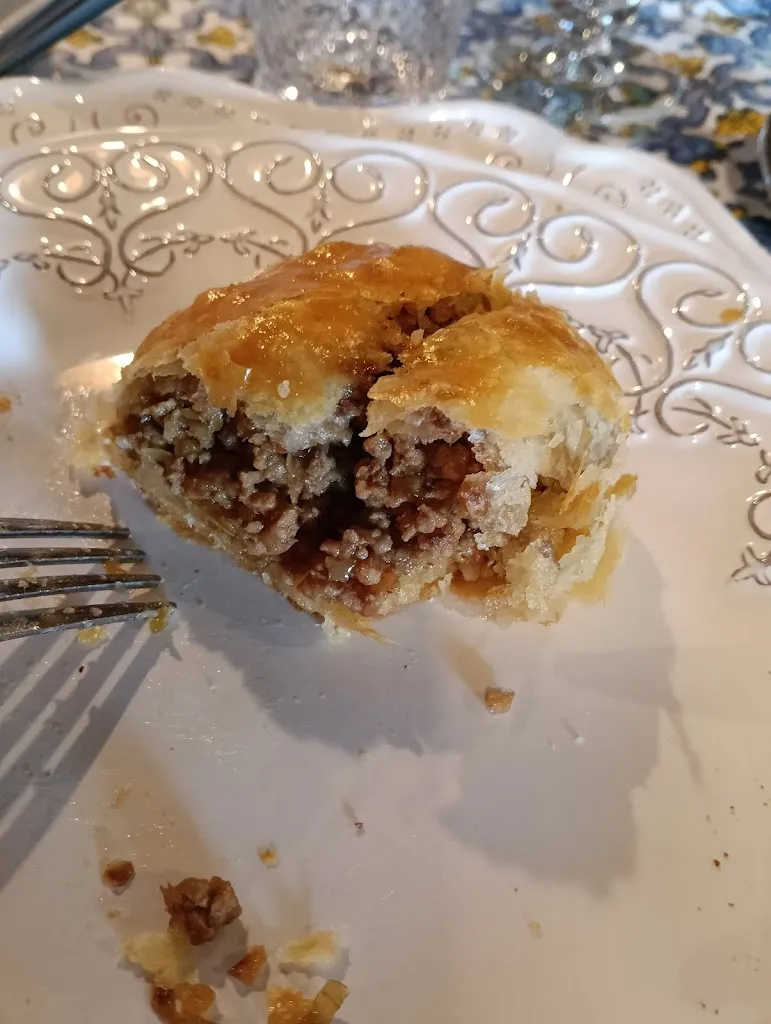 maria millarte_Villa Five Senses HomeRestaurant_Statte_review