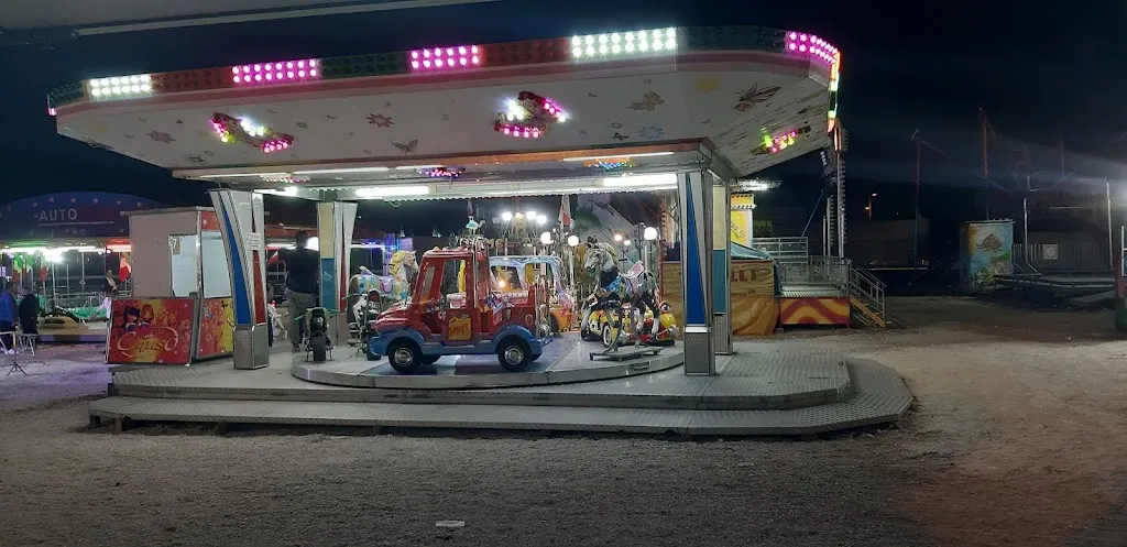 Black & White_Statte_slider_image_2