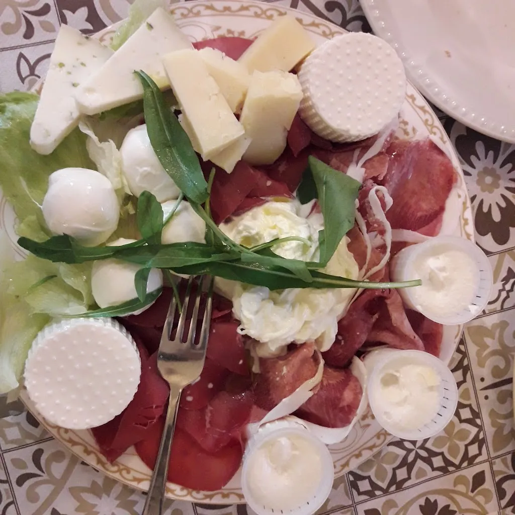 Menu_“LA CUEVA” Restaurant - Meat Experience_Statte_image_8