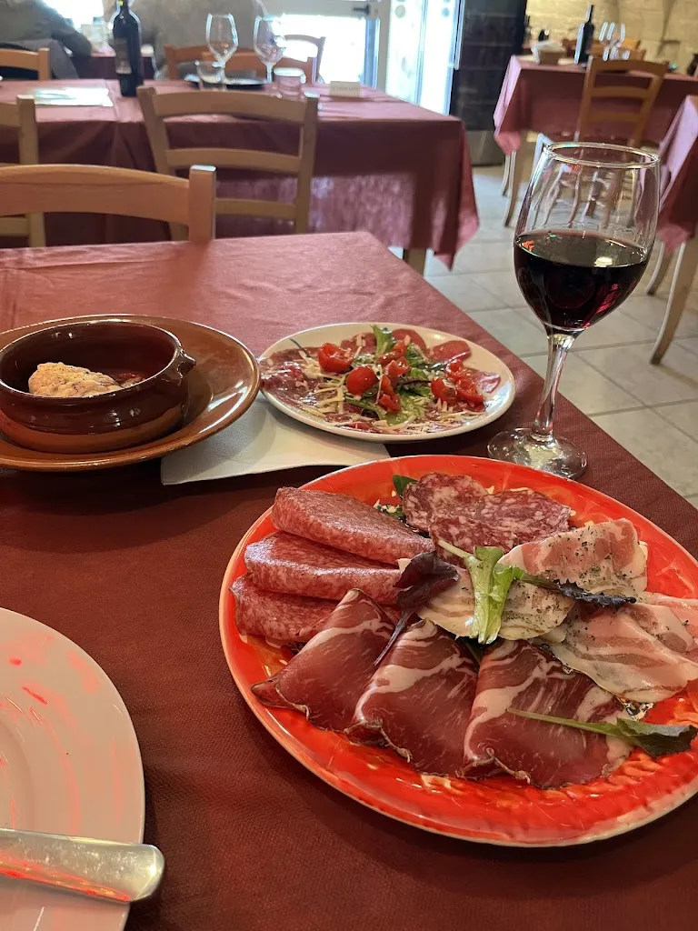 Osteria Santa Lucia_Santeramo in Colle_slider_image_3