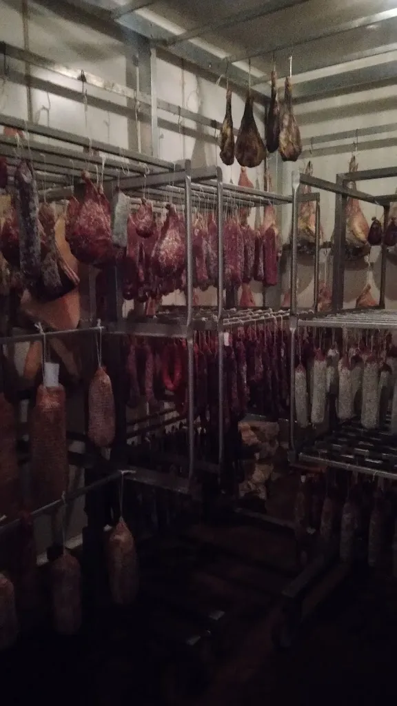 Sabrina Carta_Villaggio Ristoro La Cascata_Civitaluparella_review