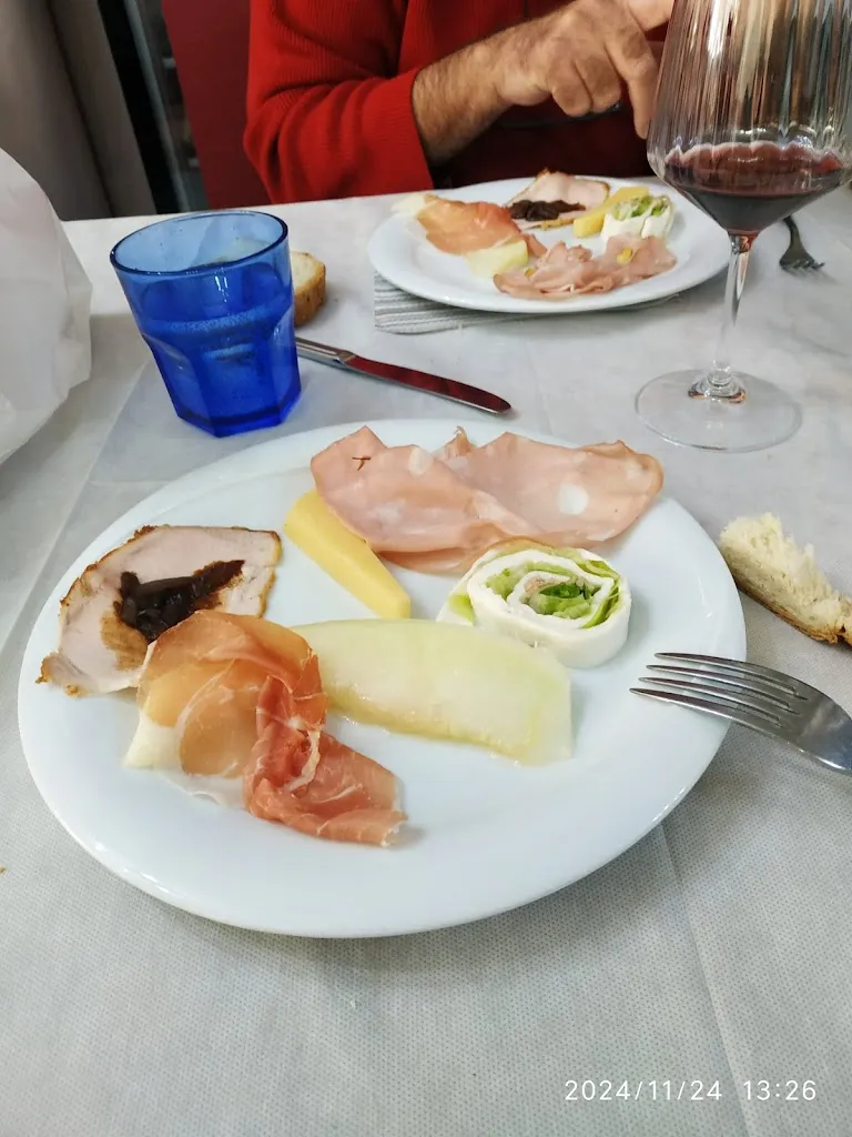 Il Giglio Pizzeria Trattoria_Santeramo in Colle_slider_image_3