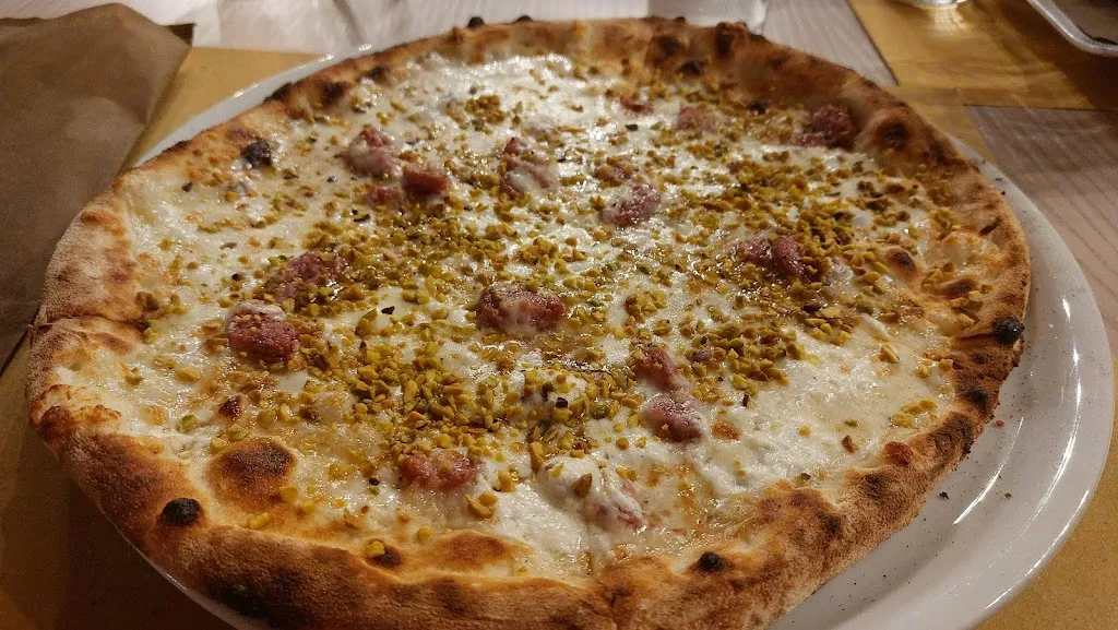 Pizzeria Il Bagaglino express_Santeramo in Colle_slider_image_3