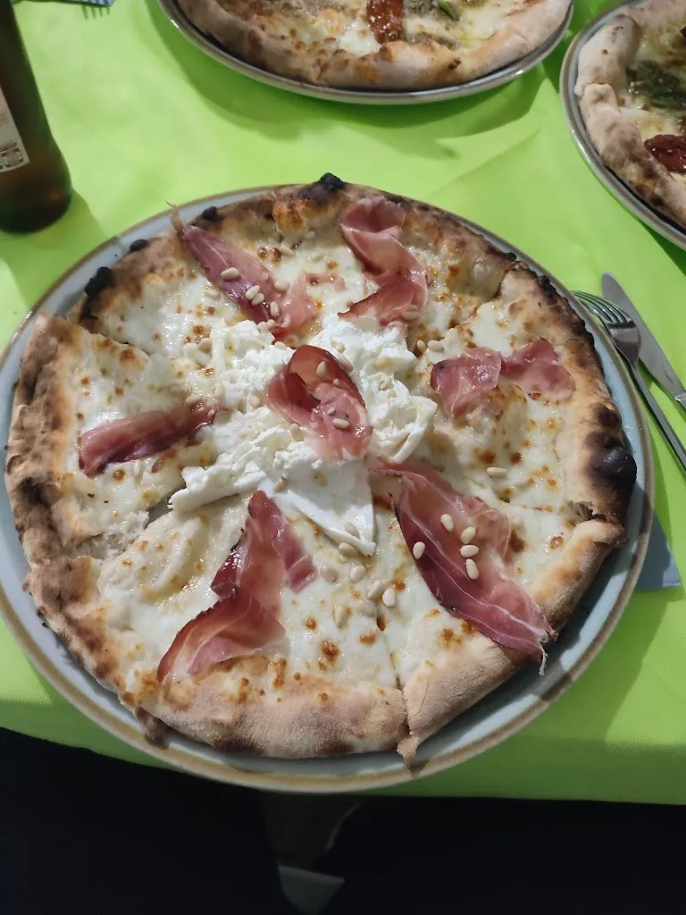 Menu_Basilico Pizza e Cose_Santeramo in Colle_image_4