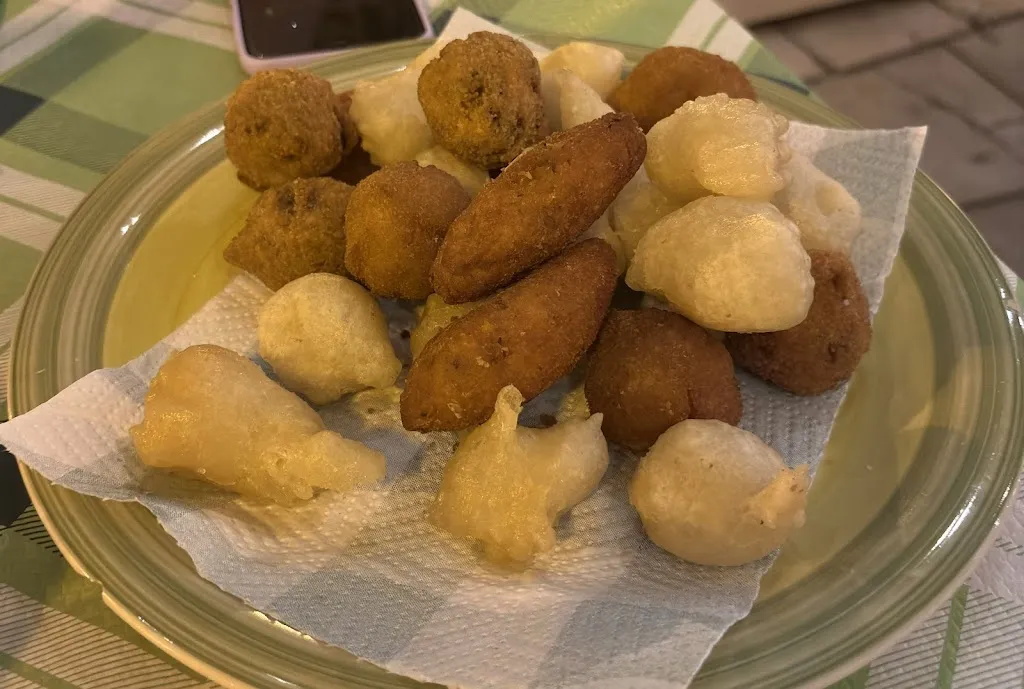 Daniele Occhio_La Chiacchieretta_Strudà_review