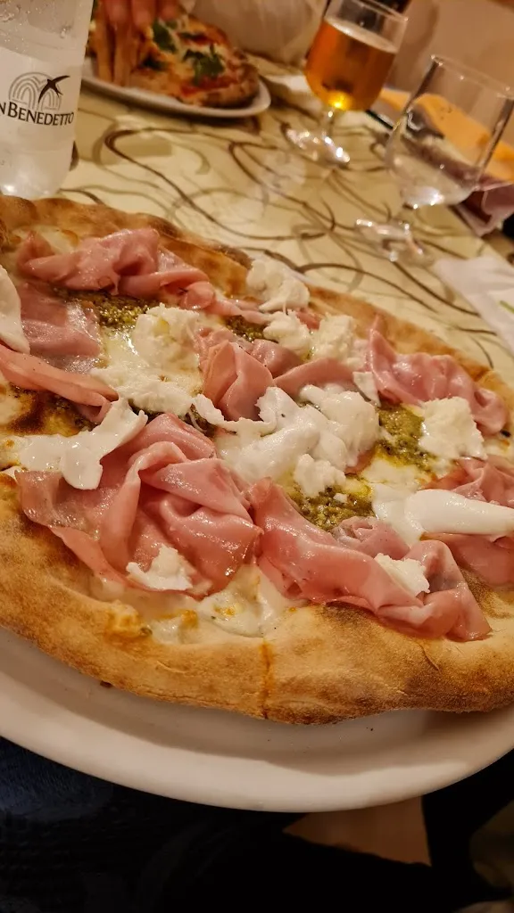 Pizzeria BAR ONE Paninoteca Friggitoria di Negro Valentina_Strudà_slider_image_2