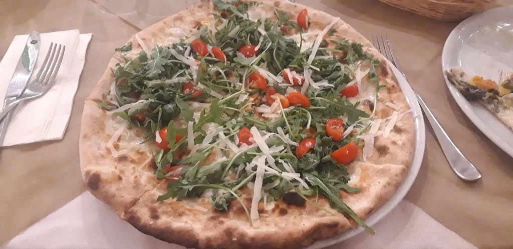 Loredana Greco_Bar, Tabacchino, Campo di Calcetto, Parco Giochi 