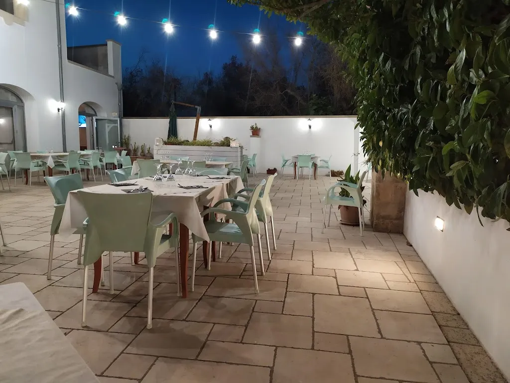 Bar, Tabacchino, Campo di Calcetto, Parco Giochi "La Spaziale" restaurant in Supersano