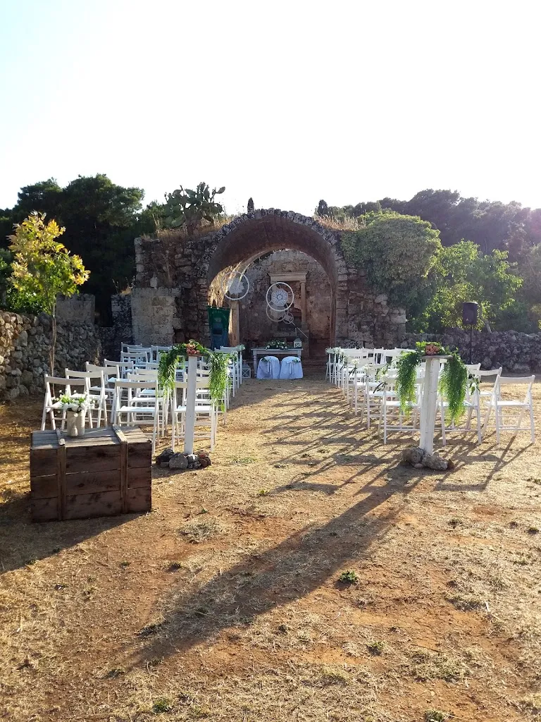 Casale Sombrino restaurant in Supersano