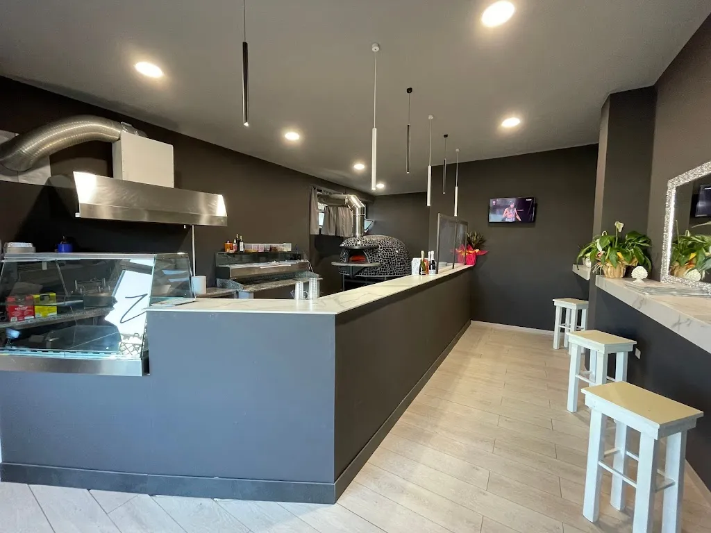 Vicio Pizzeria_Supersano_slider_image_1