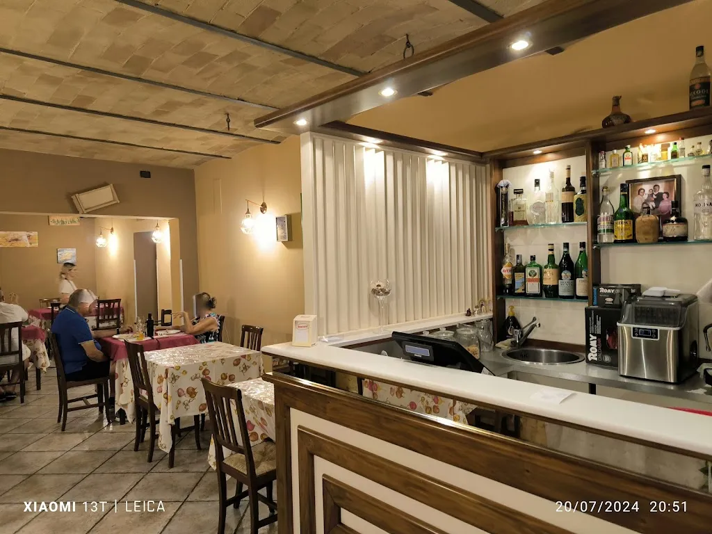 La Locanda Di Perinetti Manuela restaurant in Civitella Casanova